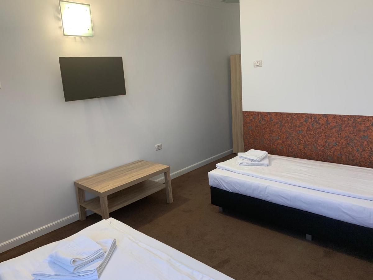 Motel Ruta 33 Арад Экстерьер фото